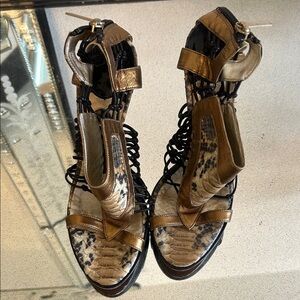 Genuine Snakeskin Strappy Sandals in Gold and Black Made in Italy 37